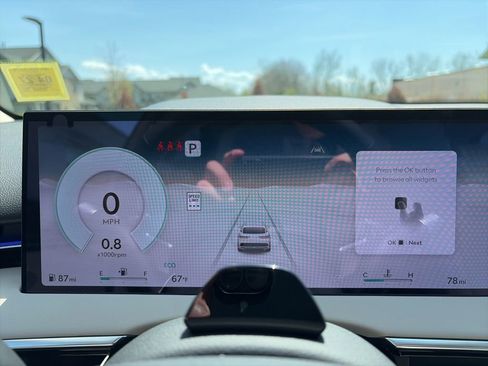 New 2026 Genesis GV70 2.5T Select AWD/4WD image 17