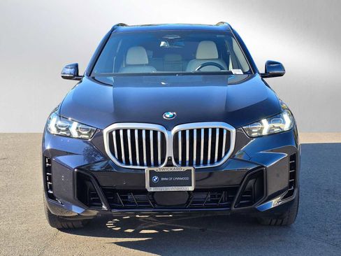 Used 2026 BMW X5 xDrive40i w/ M Sport Package AWD/4WD image 8