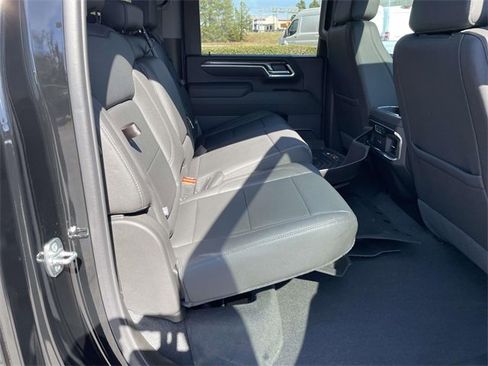 Used 2026 Chevrolet Silverado 2500 LTZ w/ LTZ Plus Package image 29