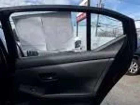 Used 2025 Nissan Sentra S FWD image 13