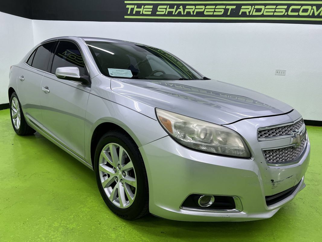 Used 2013 Chevrolet Malibu LTZ FWD image 2