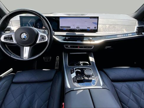 Certified 2025 BMW X5 xDrive40i w/ M Sport Package AWD/4WD image 15