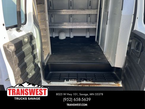 Used 2018 Chevrolet Express 3500 Extended w/ Driver Convenience Package image 5