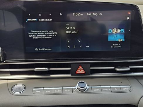 Used 2025 Hyundai Elantra SEL FWD image 16