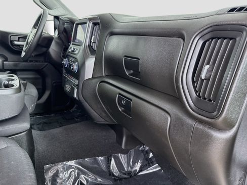 Used 2022 Chevrolet Silverado 1500 Custom RWD image 31