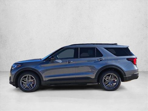 New 2026 Ford Explorer ST w/ Sun And Sound Package image 5