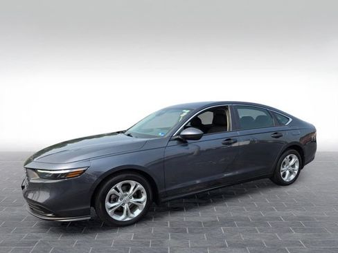 Used 2023 Honda Accord LX image 3