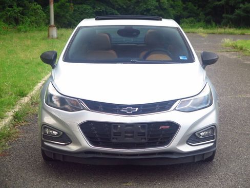 Used 2017 Chevrolet Cruze Premier FWD image 19