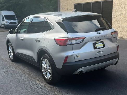 Used 2020 Ford Escape SE FWD image 8
