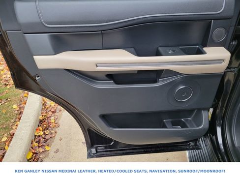 Used 2023 Ford Expedition Limited image 44
