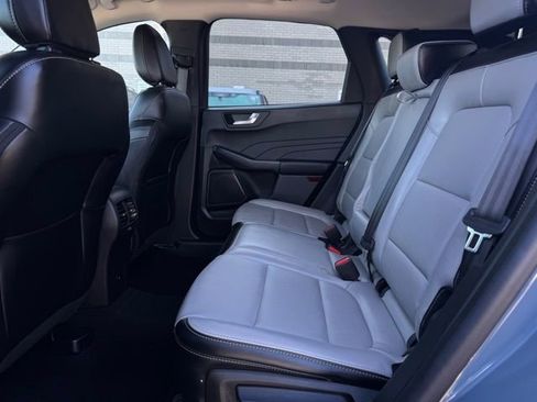 Used 2023 Ford Escape Platinum image 20