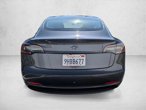 Used 2020 Tesla Model 3 Standard Range Plus image 7