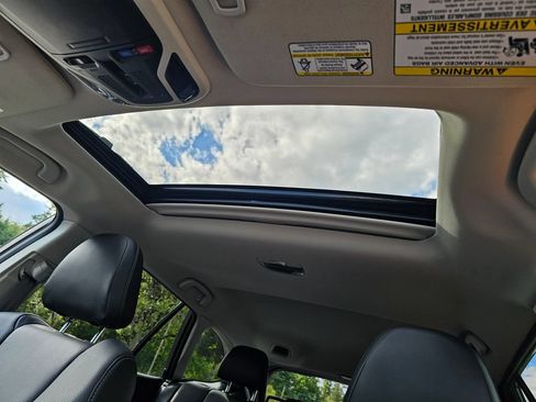 Used 2022 Subaru Outback Limited AWD/4WD image 22