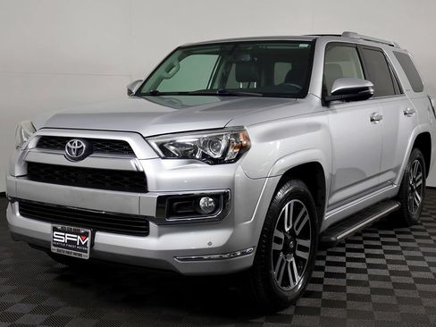 Used 2015 Toyota 4Runner Limited AWD/4WD image 3