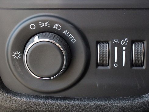 New 2026 Jeep Grand Cherokee L Laredo image 11