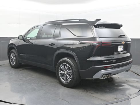 Certified 2026 Chevrolet Traverse LT FWD image 8