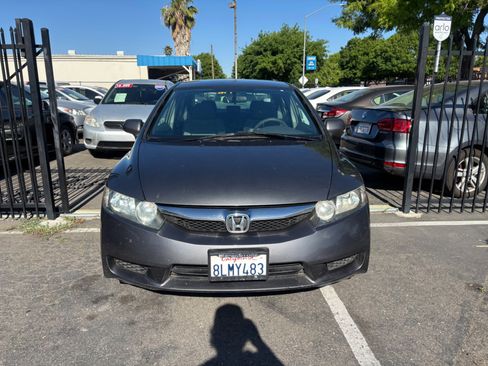 Used 2011 Honda Civic LX image 2