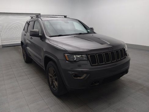 Used 2016 Jeep Grand Cherokee Laredo 75th Anniversary RWD image 13