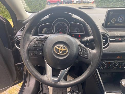 Used 2018 Toyota Yaris iA FWD image 14