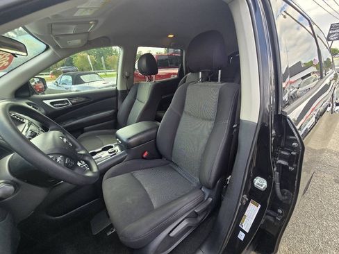Used 2020 Nissan Pathfinder S AWD/4WD image 19