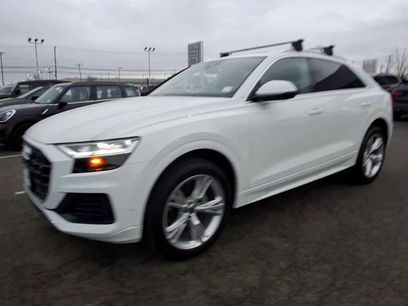 Used 2022 Audi Q8 Premium Plus w/ Premium Plus Package