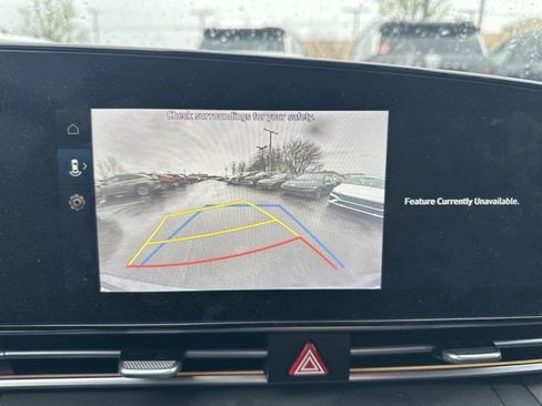 Used 2024 Hyundai Elantra SEL image 29