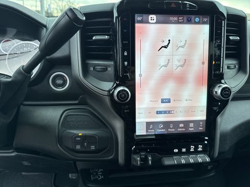 New 2026 RAM 2500 Tradesman AWD/4WD image 27