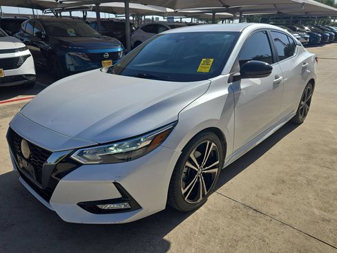 Used 2021 Nissan Sentra SR FWD image 7