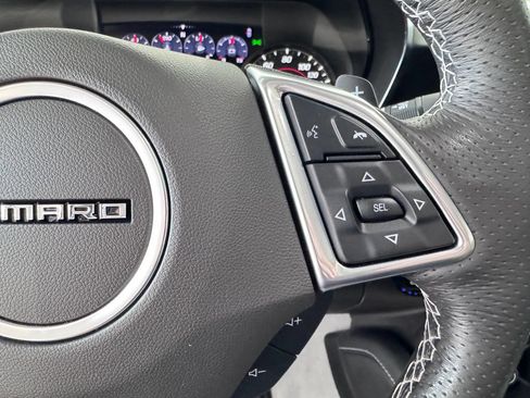 Certified 2022 Chevrolet Camaro SS RWD image 24
