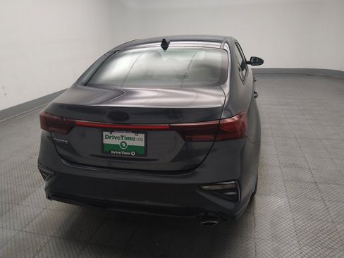 Used 2020 Kia Forte LXS FWD image 7