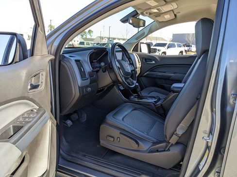 Used 2021 Chevrolet Colorado Z71 image 36