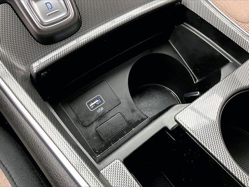 Used 2023 Hyundai Santa Fe SE image 32