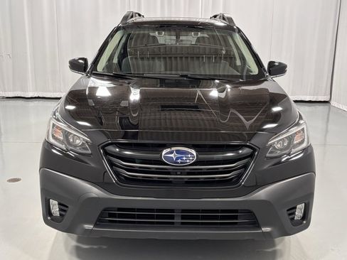 Used 2021 Subaru Outback Onyx Edition XT image 3