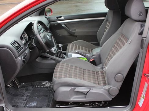 Used 2009 Volkswagen GTI 2-Door image 10