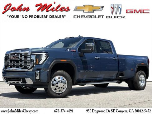 New 2026 GMC Sierra 3500 Denali w/ Denali Reserve Package AWD/4WD image 1