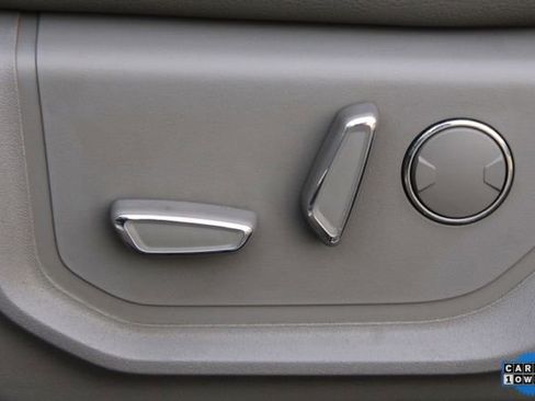 Used 2018 Ford F150 Lariat image 13