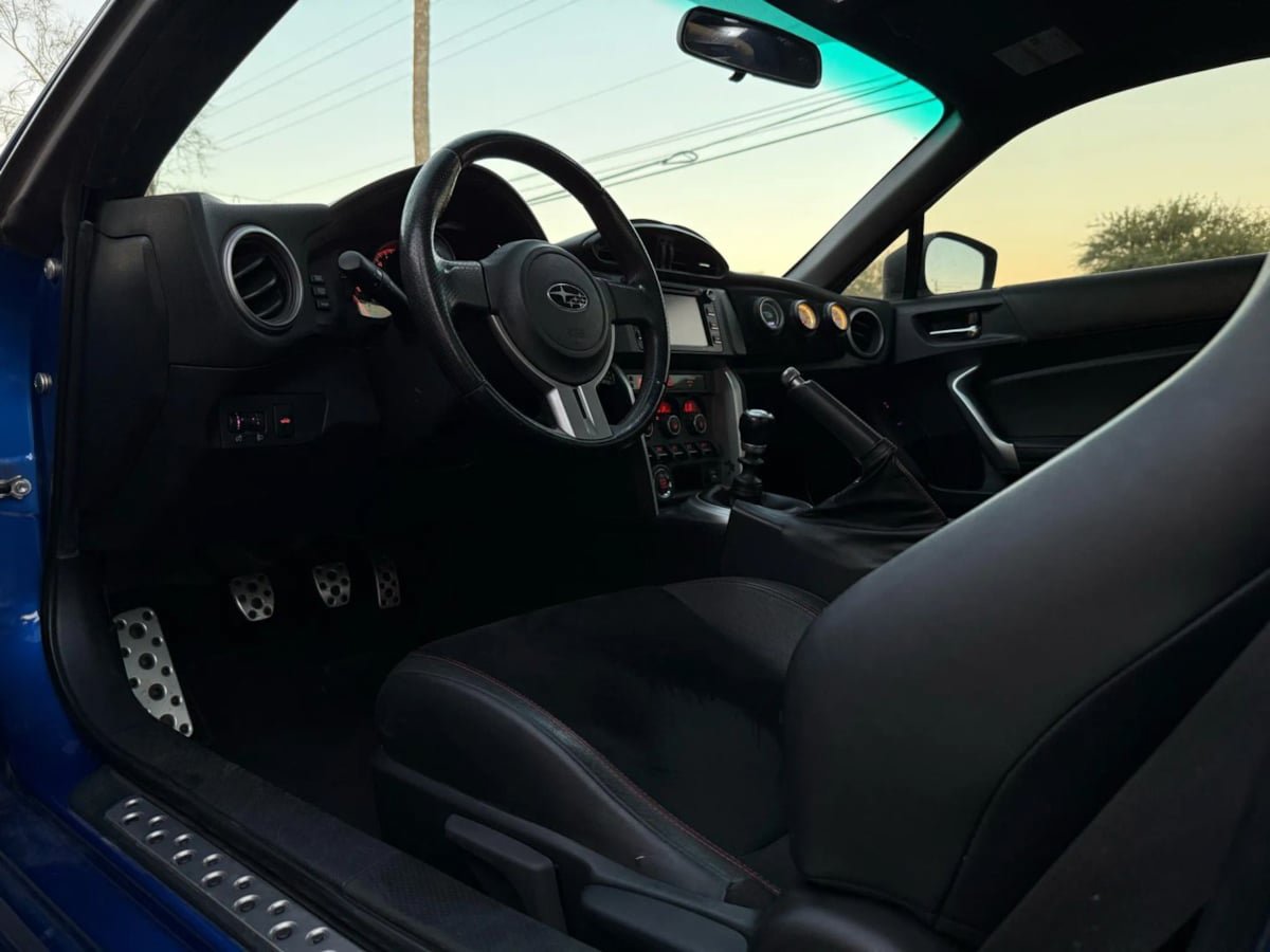Used 2016 Subaru BRZ Limited RWD image 31