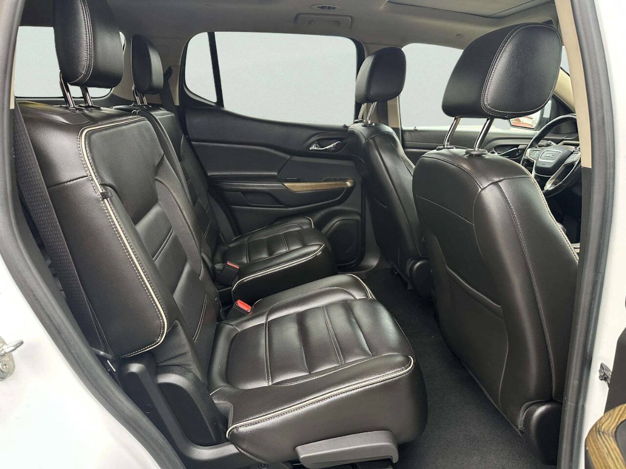 Used 2019 GMC Acadia Denali AWD/4WD image 19