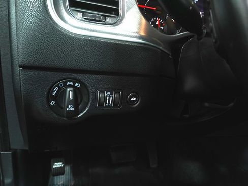 Used 2014 Dodge Charger R/T AWD/4WD image 25
