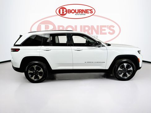 Used 2024 Jeep Grand Cherokee Limited 4xe AWD/4WD image 12