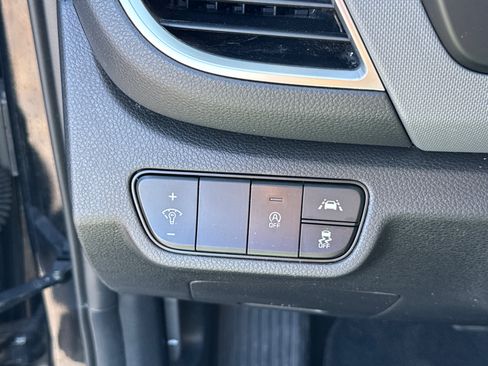 Used 2023 Kia Seltos LX AWD/4WD image 14