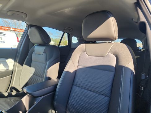 New 2026 Chevrolet Trax LT w/ Driver Confidence Package image 21