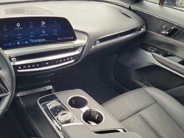 Certified 2024 Cadillac Lyriq Luxury AWD/4WD image 27