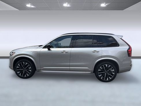 New 2026 Volvo XC90 T8 Ultra w/ Protection Package AWD/4WD image 2