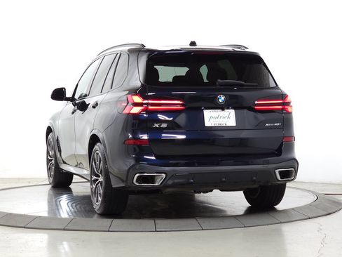 Used 2024 BMW X5 xDrive40i w/ M Sport Package AWD/4WD image 5