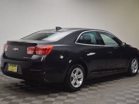 Used 2015 Chevrolet Malibu LT FWD image 6