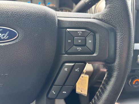 Used 2016 Ford F150 XLT w/ Equipment Group 302A Luxury AWD/4WD image 28