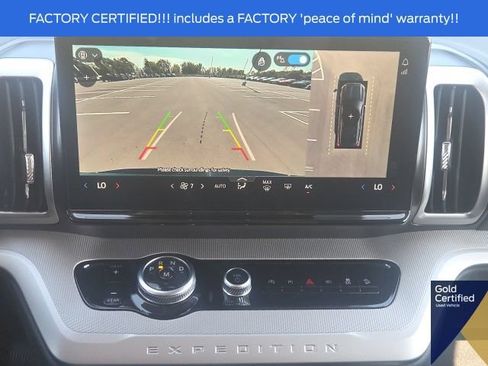 Used 2025 Ford Expedition Max Active AWD/4WD image 35