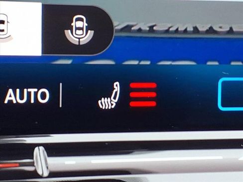 New 2026 Volkswagen Tiguan SE image 25