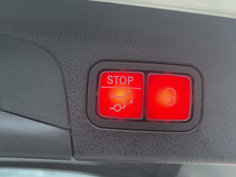 Certified 2023 Mercedes-Benz GLE 450 4MATIC image 11